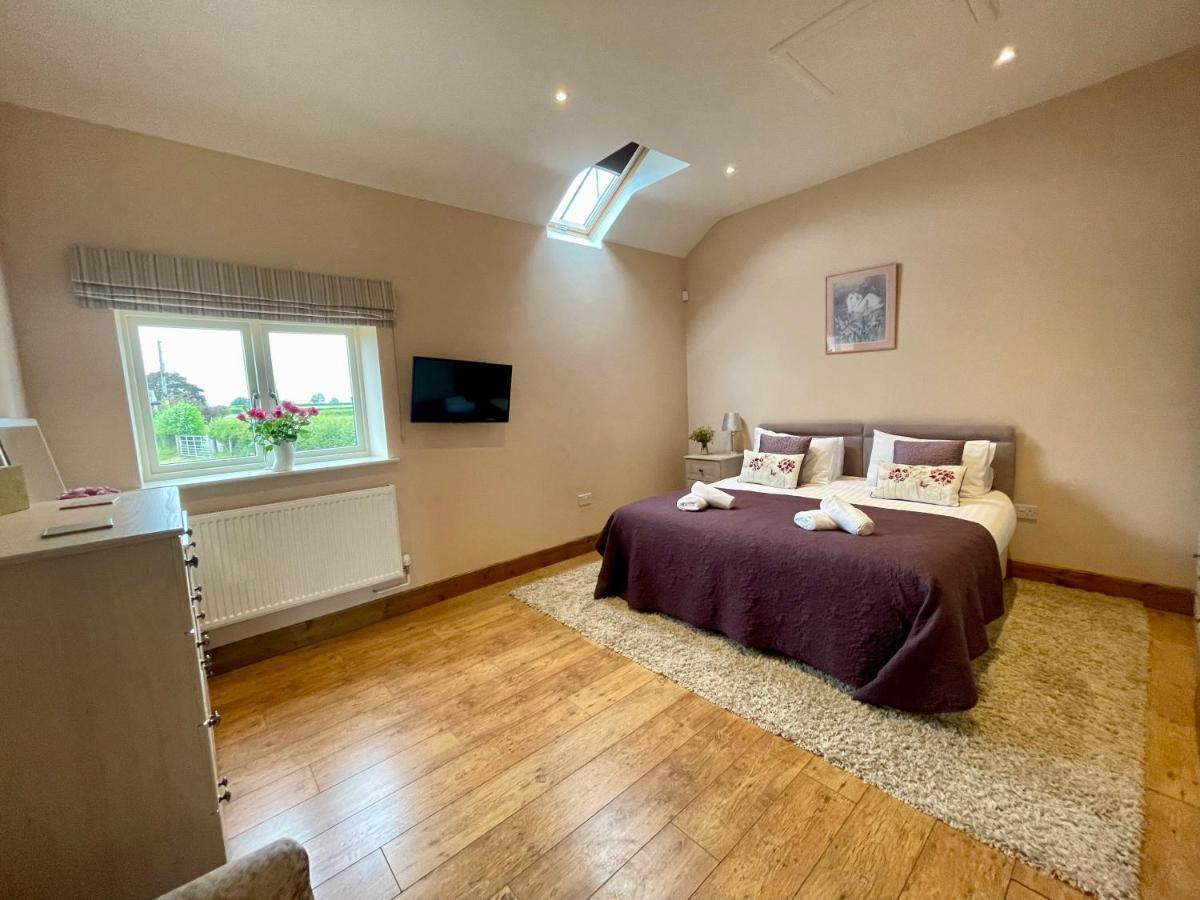 Fieldsview Villa Wrexham Exterior foto